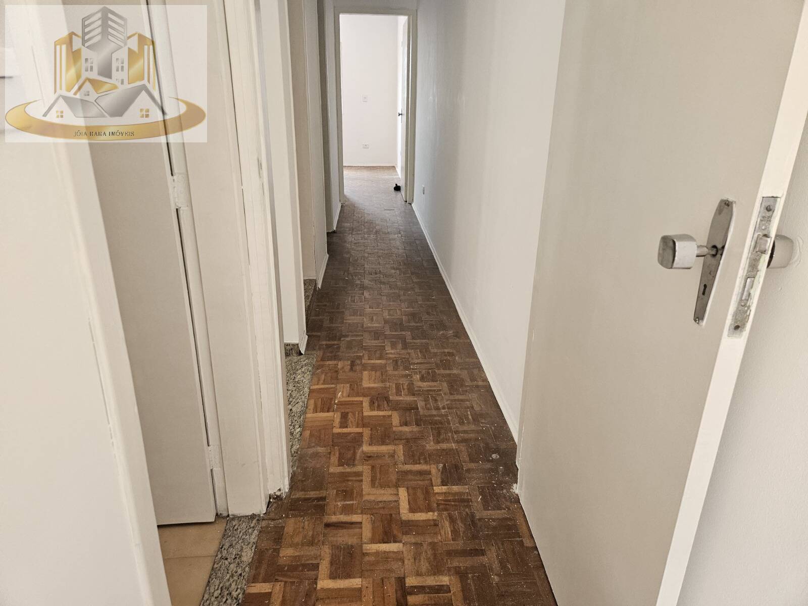 Casa à venda com 3 quartos, 120m² - Foto 33
