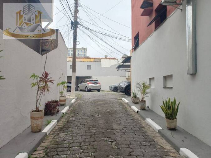 Casa à venda com 2 quartos, 120m² - Foto 1