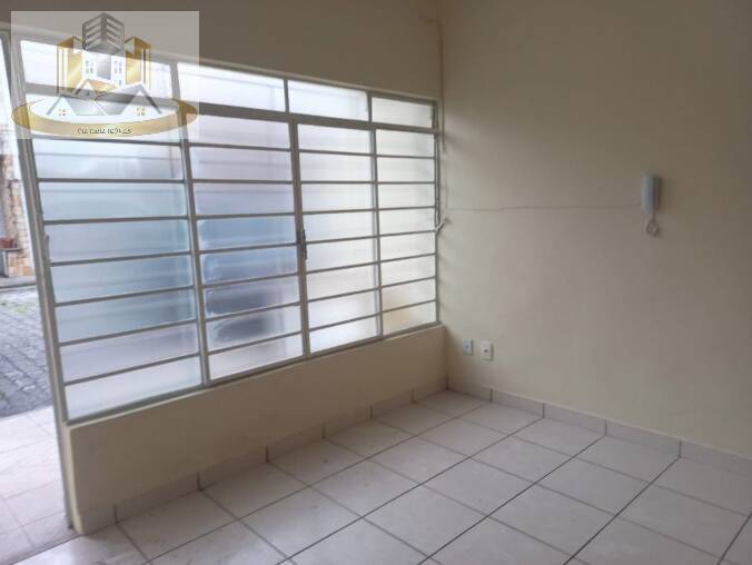 Casa à venda com 2 quartos, 120m² - Foto 12