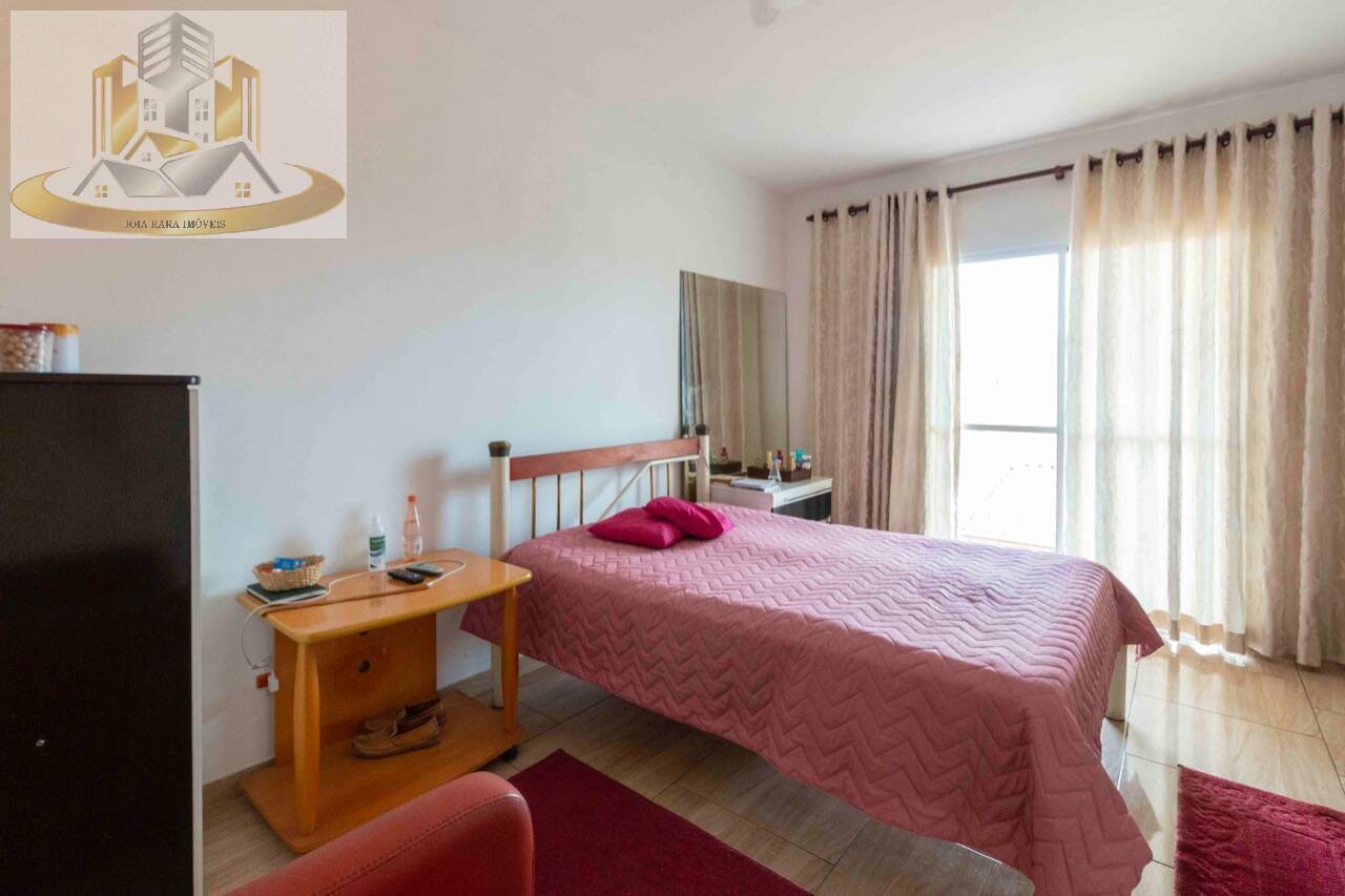 Casa, 3 quartos, 200 m² - Foto 8