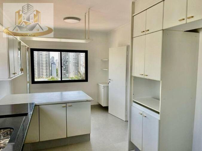 Apartamento à venda com 3 quartos, 197m² - Foto 11