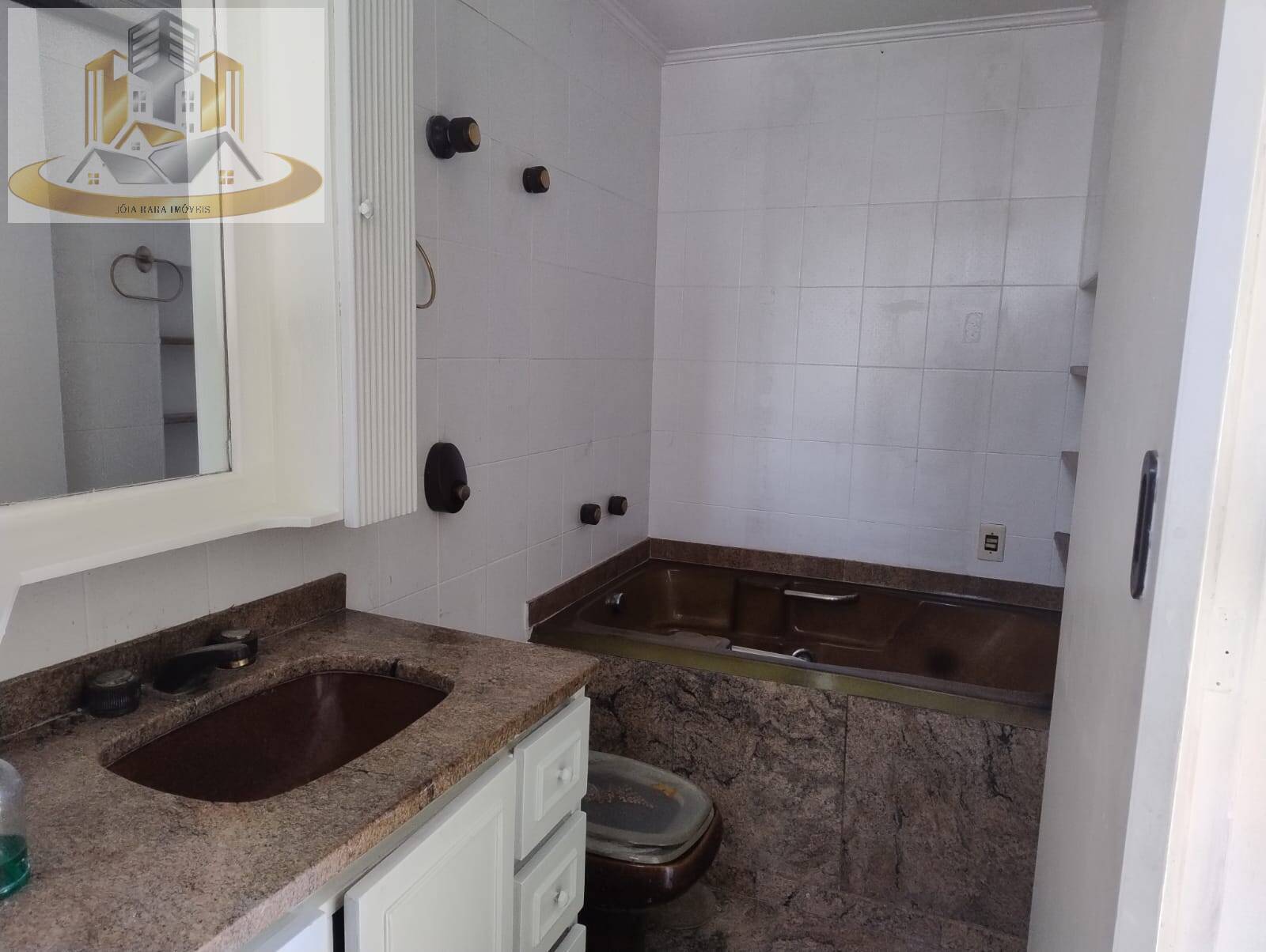 Apartamento à venda com 3 quartos, 110m² - Foto 14