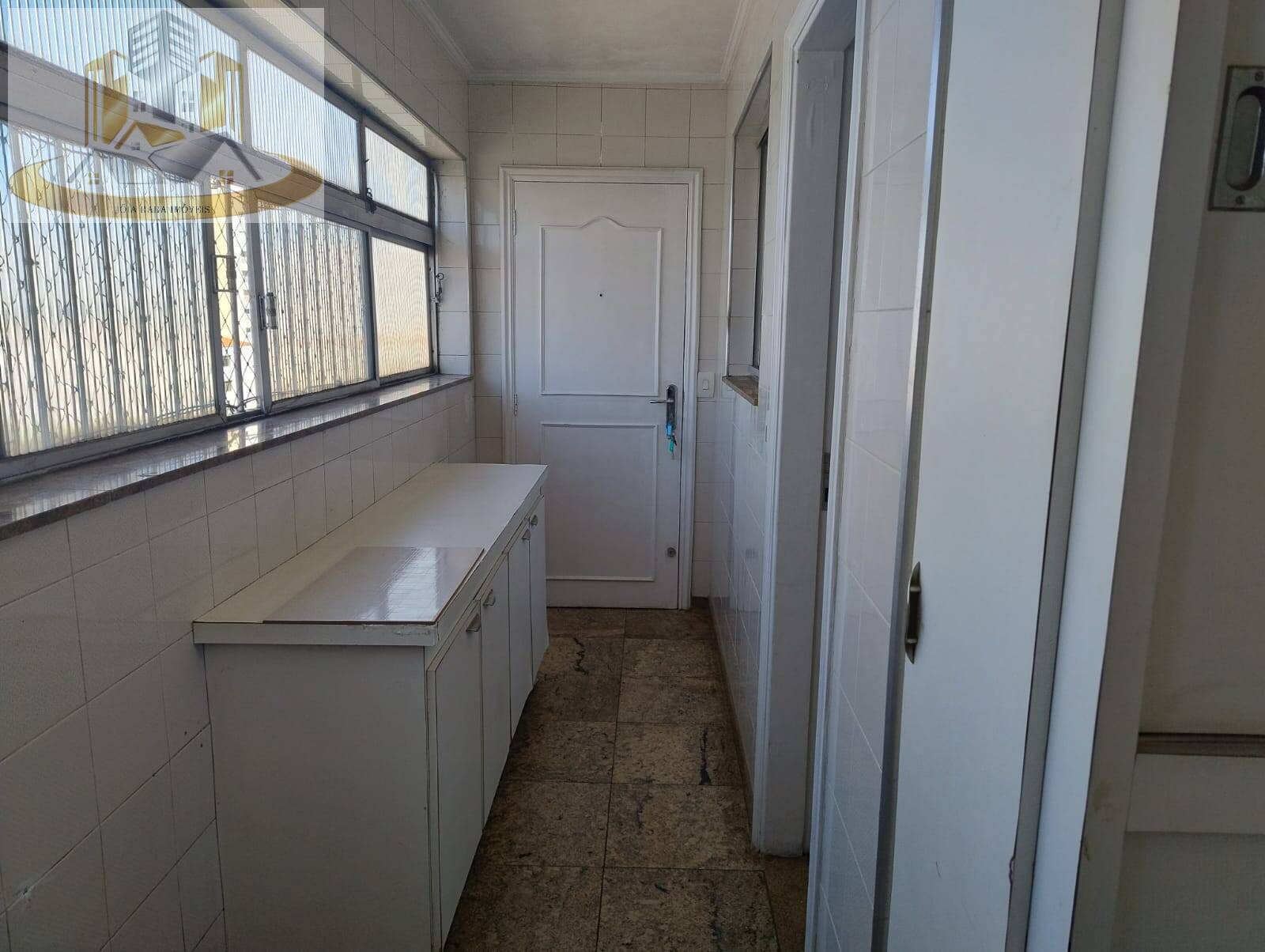 Apartamento à venda com 3 quartos, 110m² - Foto 10