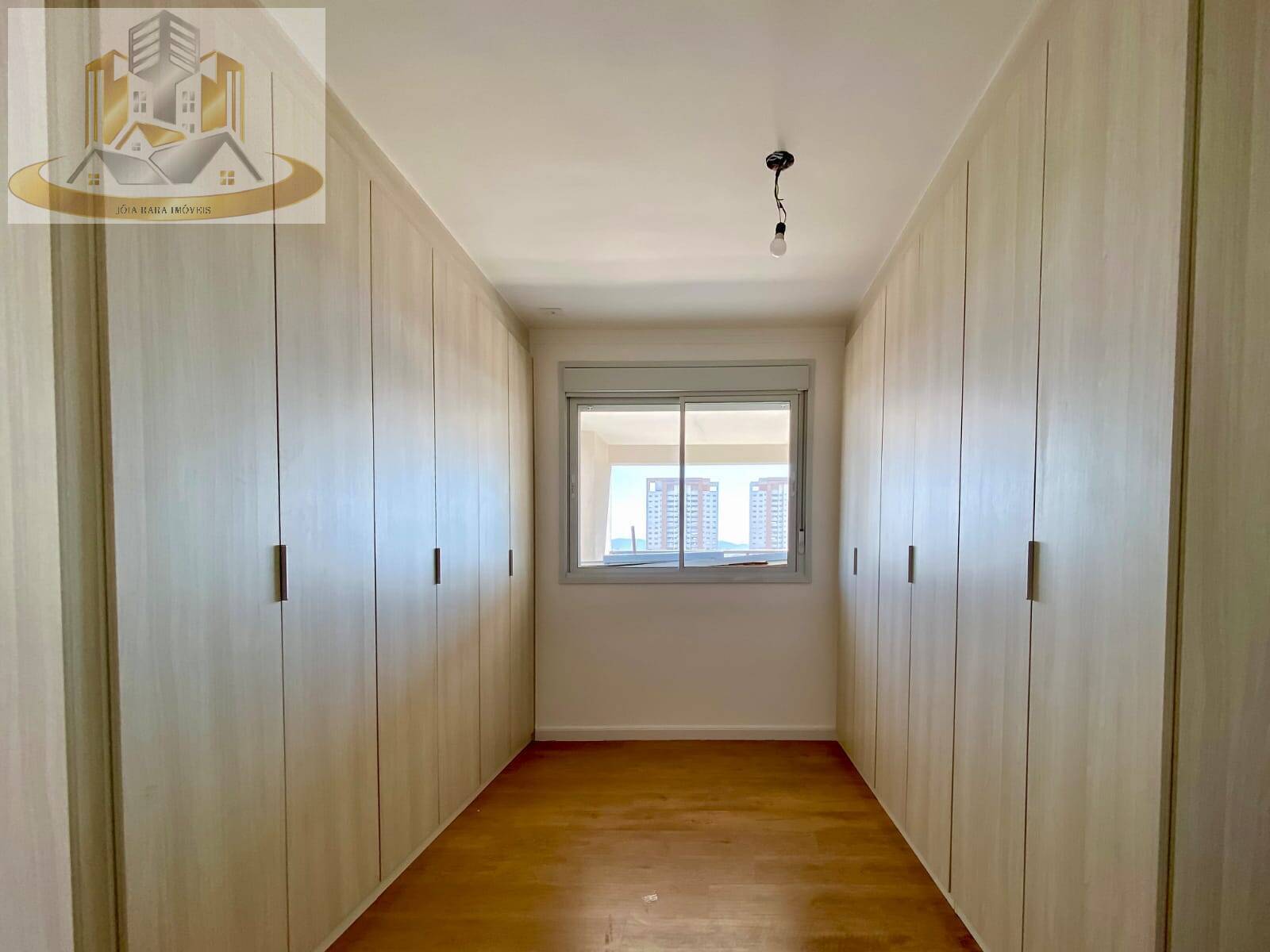 Apartamento à venda com 4 quartos, 215m² - Foto 14