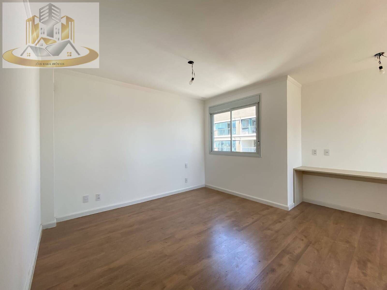 Apartamento à venda com 4 quartos, 215m² - Foto 12