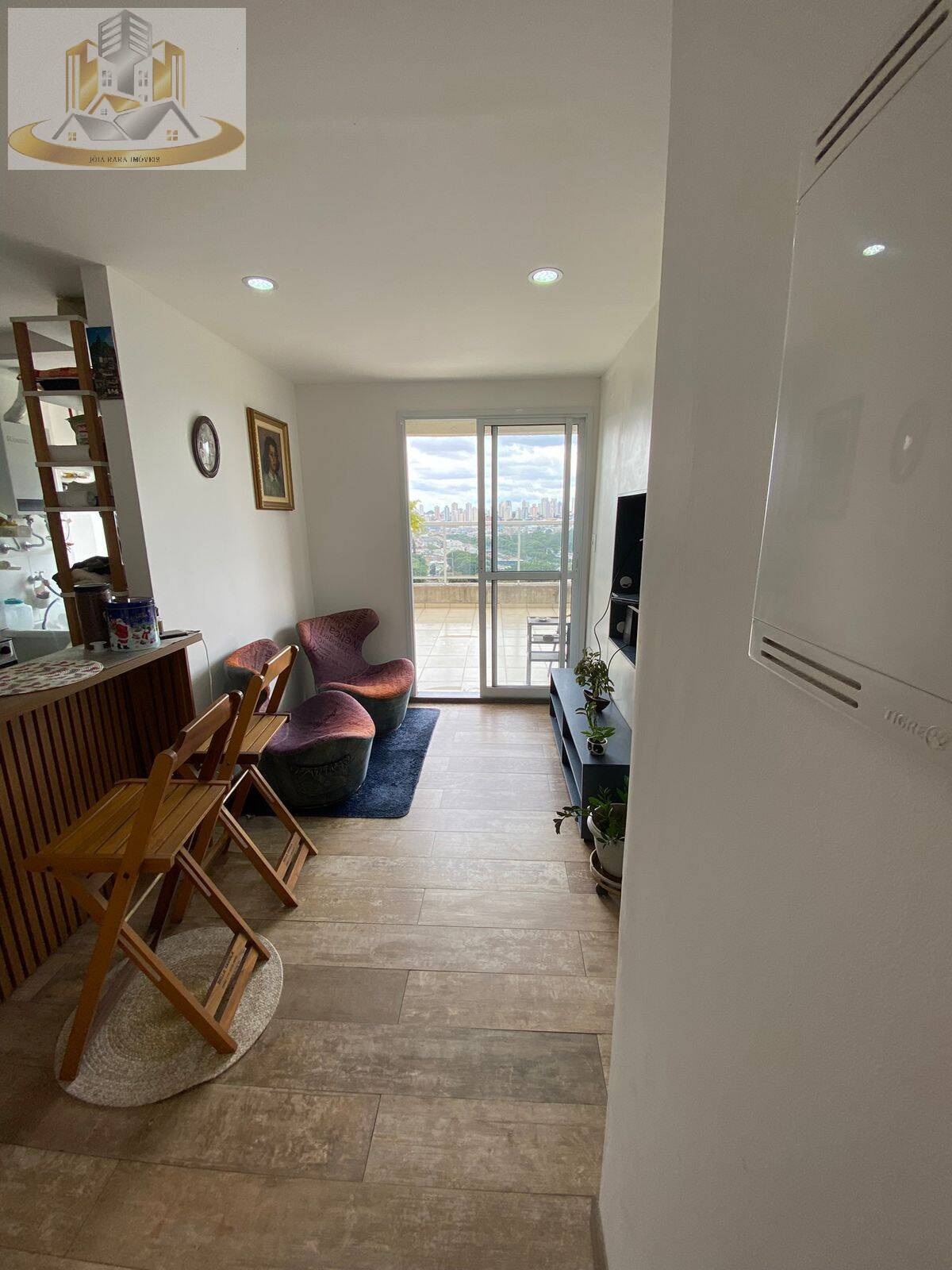 Apartamento à venda com 2 quartos, 62m² - Foto 2
