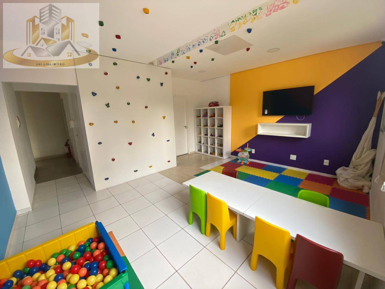 Apartamento à venda com 2 quartos, 62m² - Foto 21