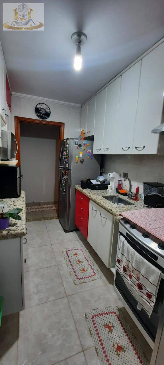 Apartamento à venda com 3 quartos, 77m² - Foto 3