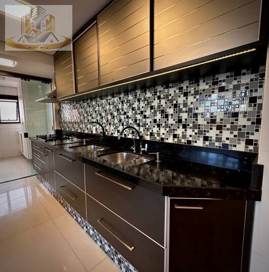 Apartamento à venda com 4 quartos, 217m² - Foto 7