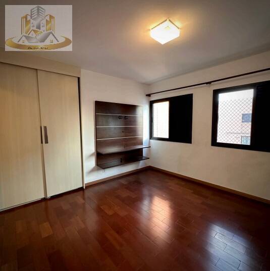 Apartamento à venda com 4 quartos, 217m² - Foto 18