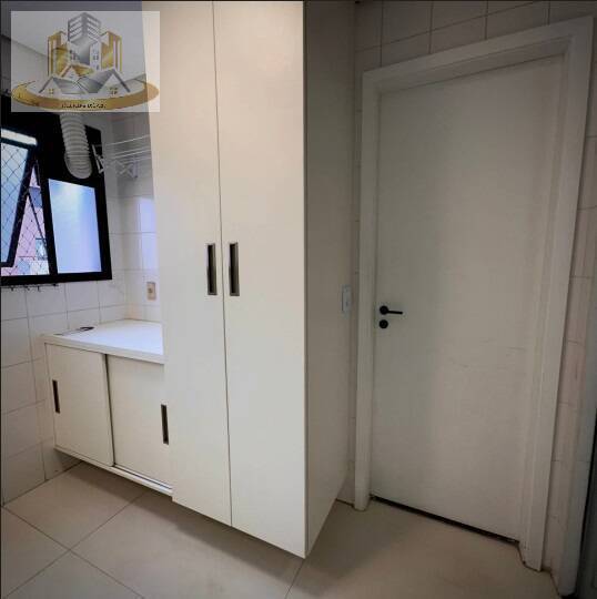 Apartamento à venda com 4 quartos, 217m² - Foto 32