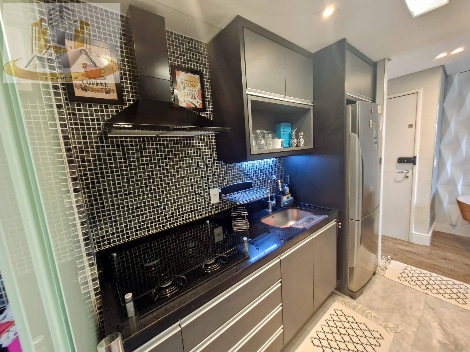 Apartamento à venda com 2 quartos, 45m² - Foto 17