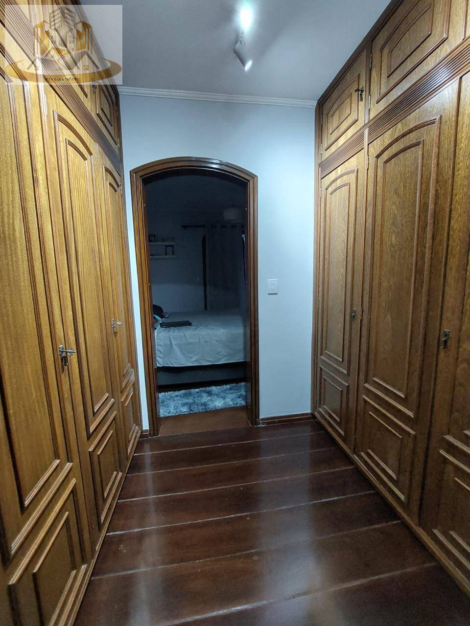 Apartamento à venda com 3 quartos, 190m² - Foto 14