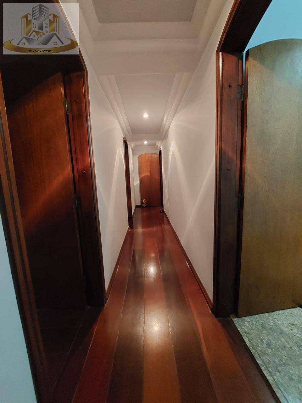 Apartamento à venda com 3 quartos, 190m² - Foto 28