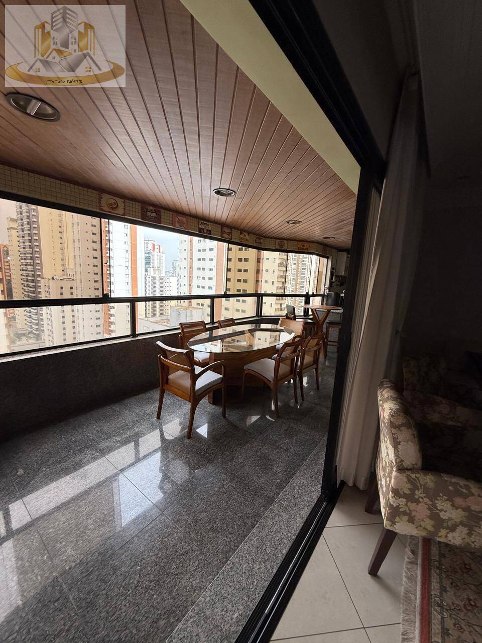 Apartamento, 4 quartos, 240 m² - Foto 1