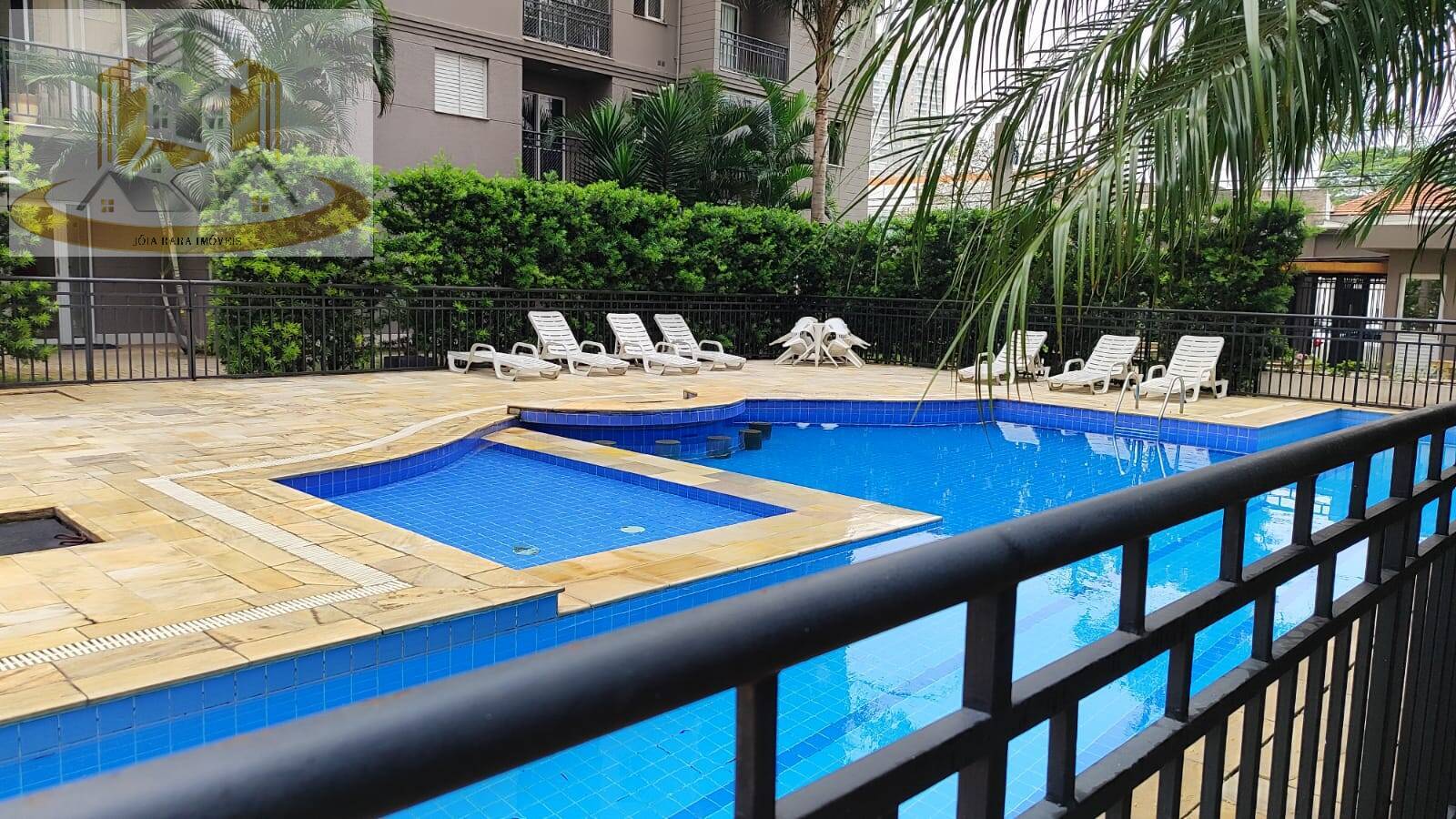 Apartamento à venda com 2 quartos, 52m² - Foto 17